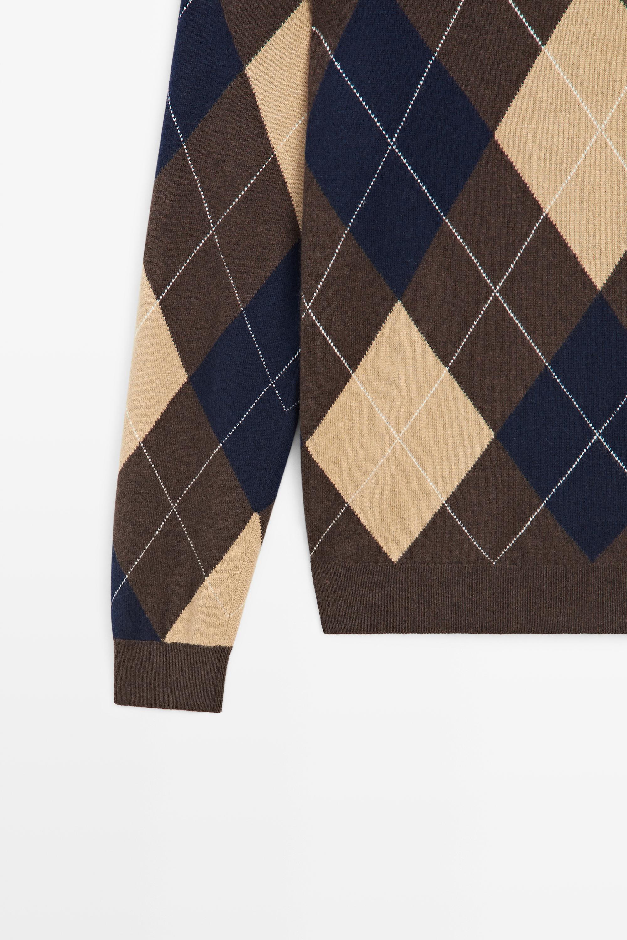 Pull en maille à losanges avec de la laine
